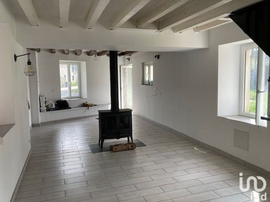 Achat maison à vendre 3 chambres 140 m² - Jouy-le-Châtel