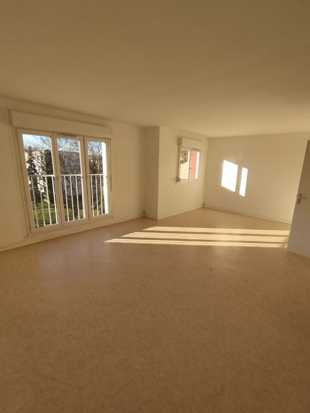 Achat appartement à vendre 4 pièces 83 m² - Villeneuve-Saint-Germain