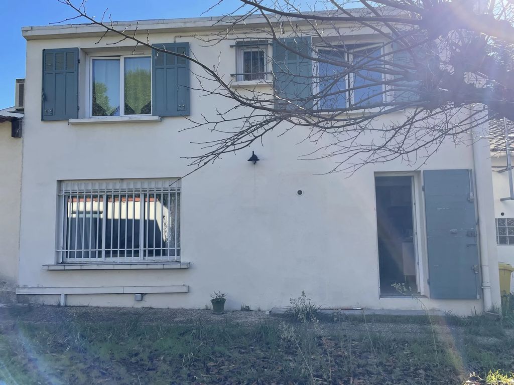 Achat maison à vendre 2 chambres 65 m² - Marseille 13ème arrondissement