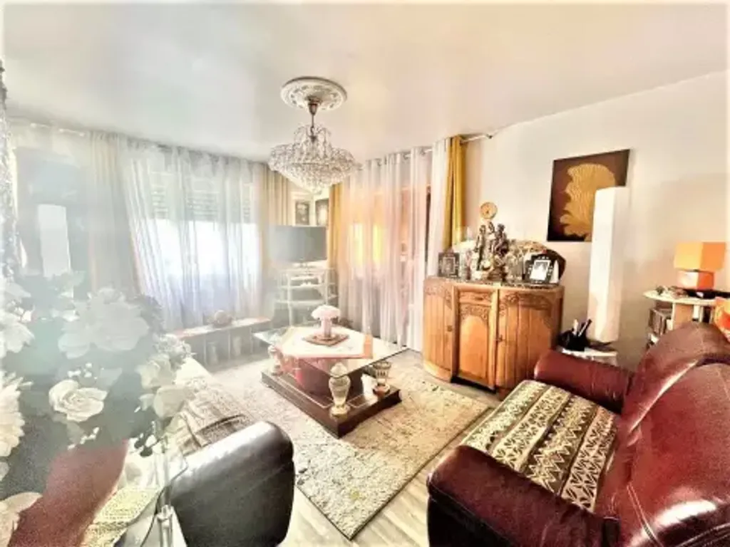 Achat appartement à vendre 4 pièces 74 m² - Épinay-sur-Seine
