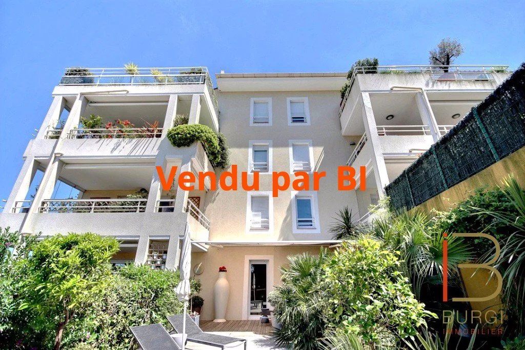 Achat duplex à vendre 3 pièces 100 m² - Saint-Raphaël