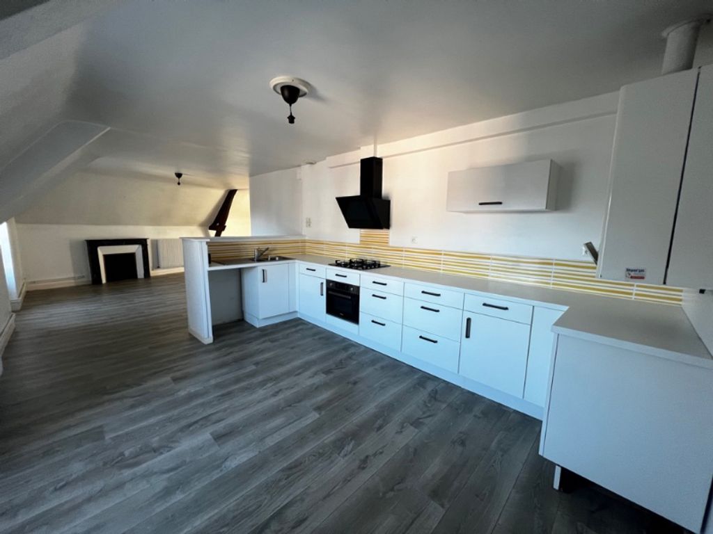 Achat appartement à vendre 4 pièces 84 m² - Fougères