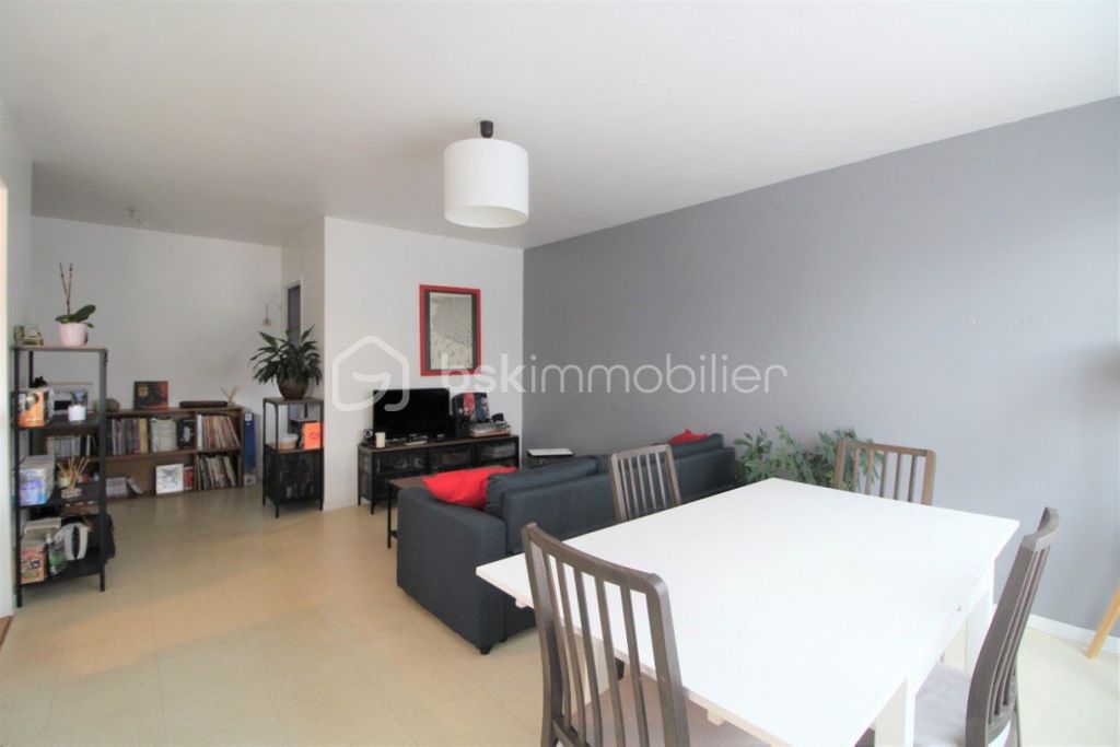 Achat appartement à vendre 3 pièces 72 m² - Brie-Comte-Robert