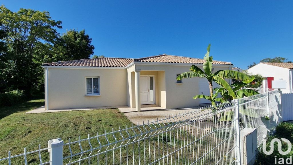 Achat maison à vendre 4 chambres 128 m² - Saint-Sulpice-de-Royan