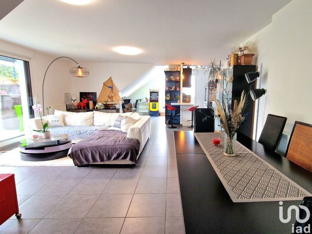Achat appartement à vendre 4 pièces 84 m² - Larmor-Plage