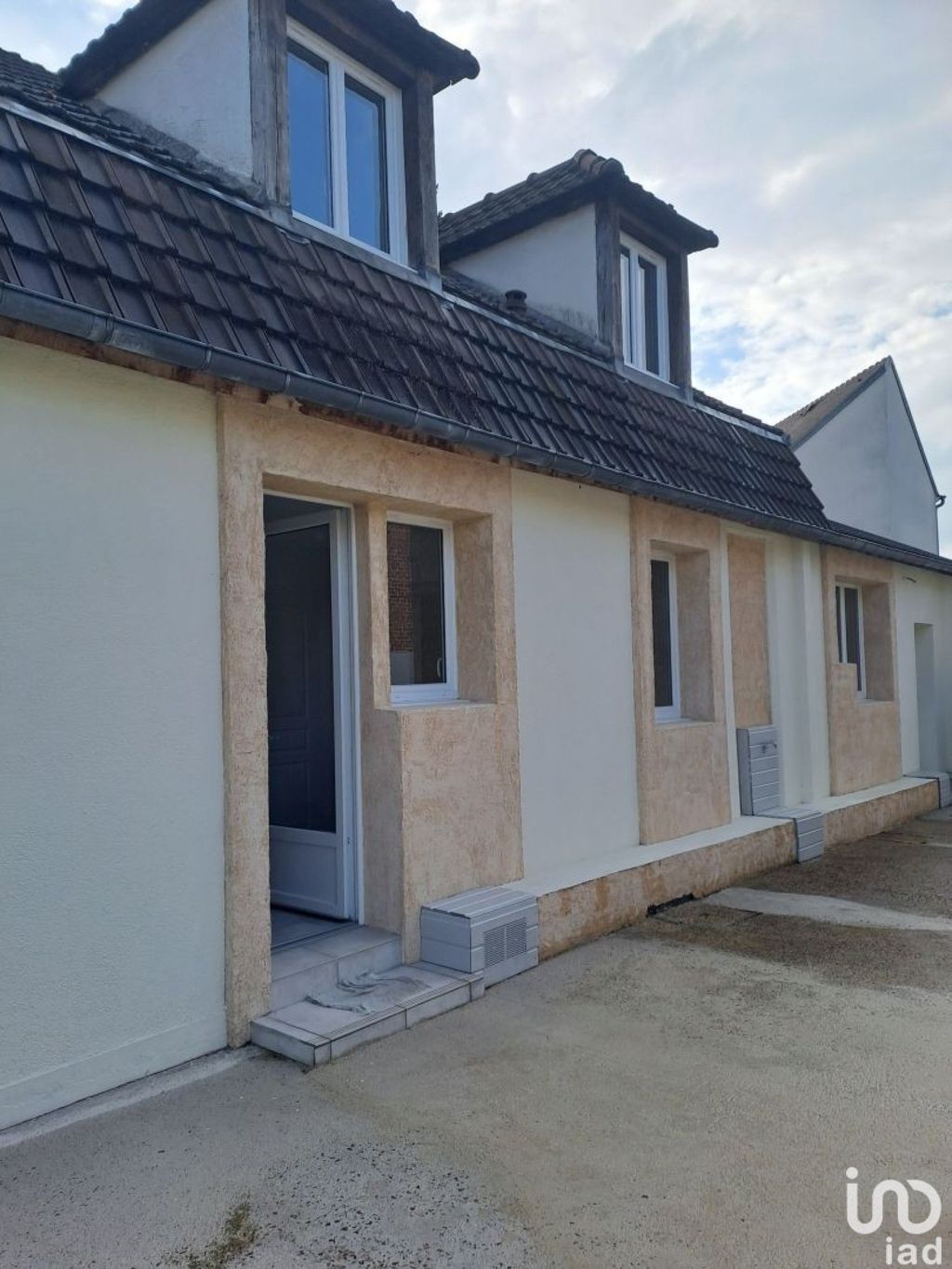 Achat maison à vendre 3 chambres 90 m² - Compiègne