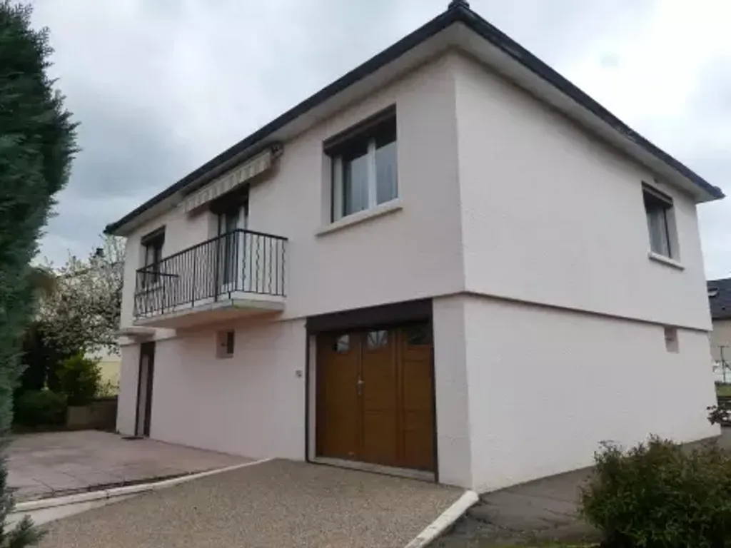 Achat maison à vendre 3 chambres 82 m² - Saint-Eusèbe