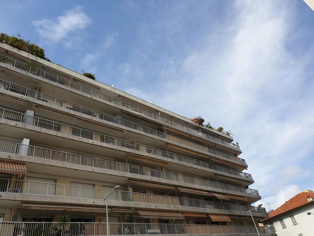 Achat appartement à vendre 3 pièces 78 m² - Nice
