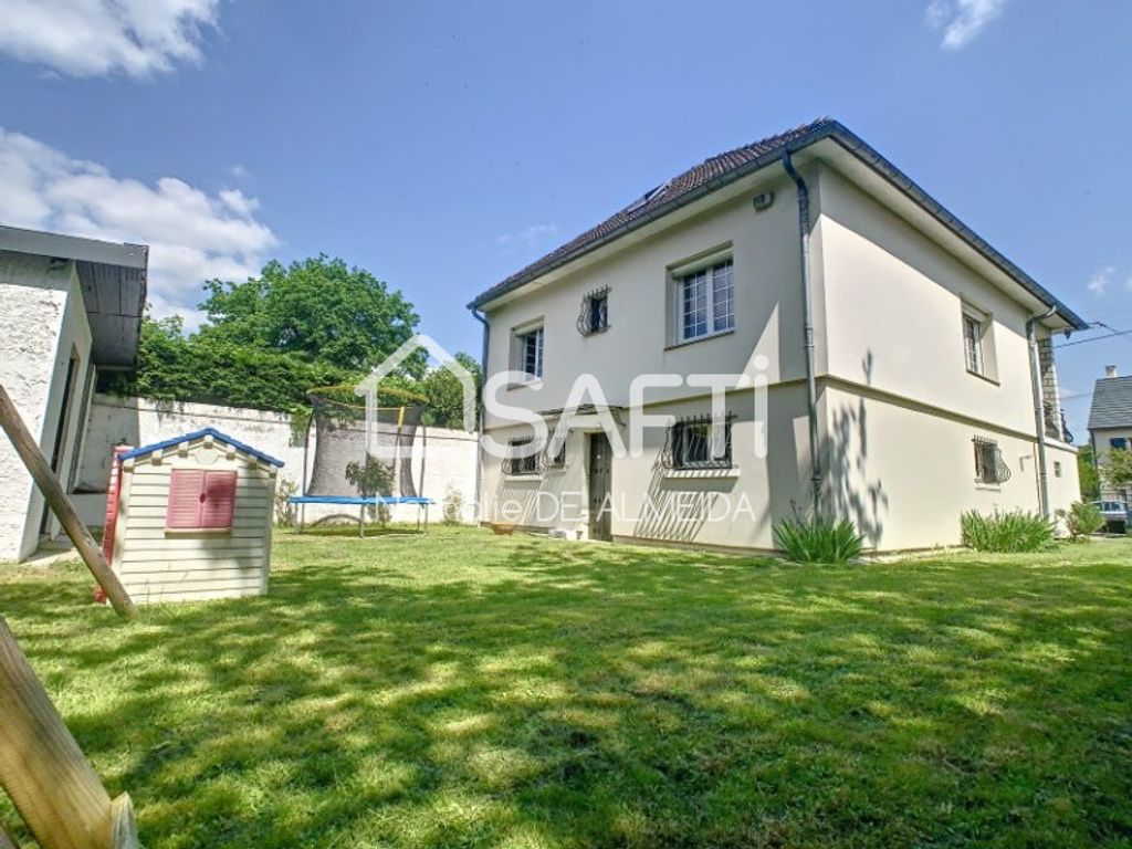 Achat maison à vendre 5 chambres 125 m² - Ozoir-la-Ferrière