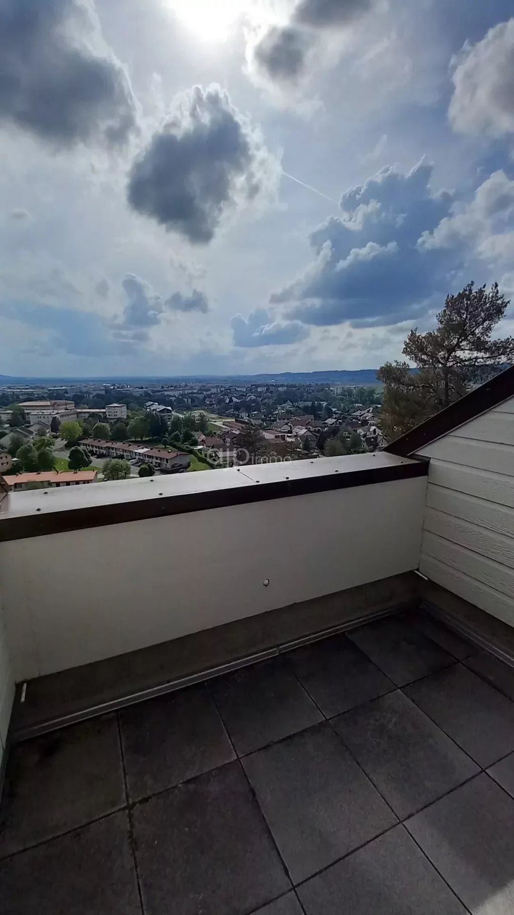 Achat appartement à vendre 3 pièces 74 m² - Pontarlier