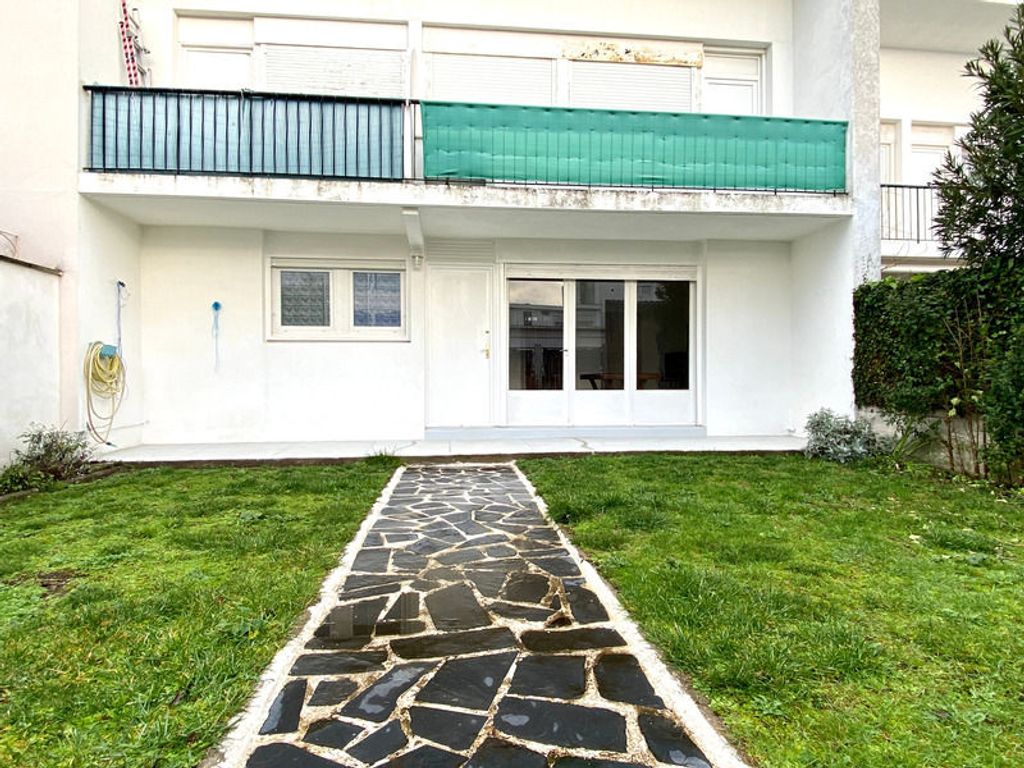 Achat appartement à vendre 3 pièces 62 m² - Royan
