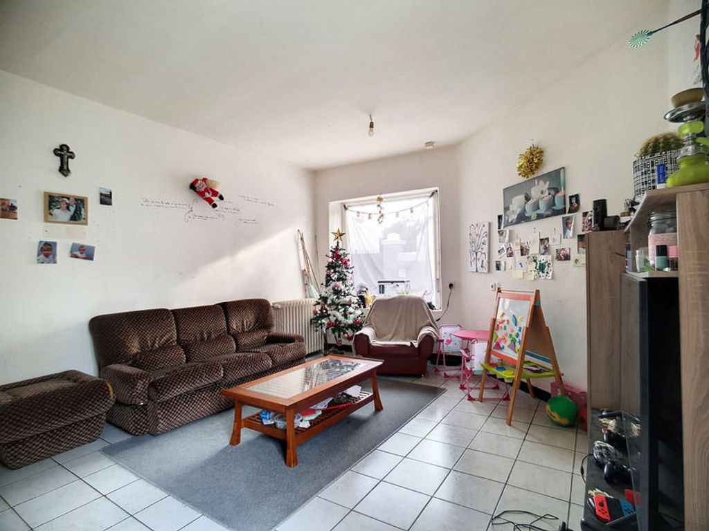 Achat triplex à vendre 5 pièces 104 m² - La Chartre-sur-le-Loir