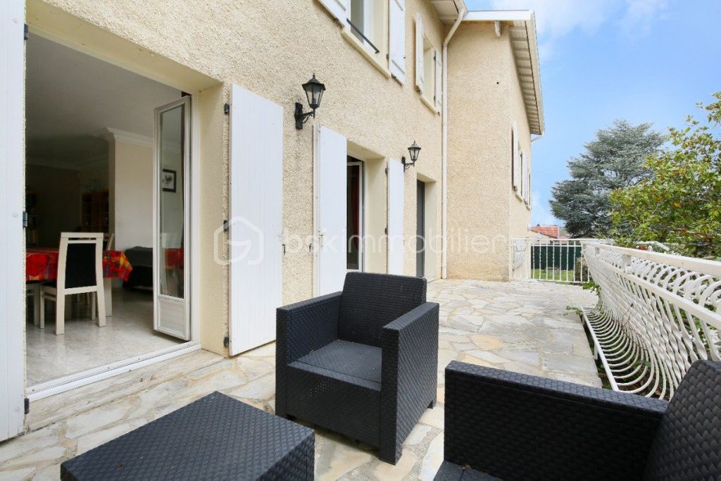 Achat appartement à vendre 4 pièces 164 m² - Saint-Orens-de-Gameville