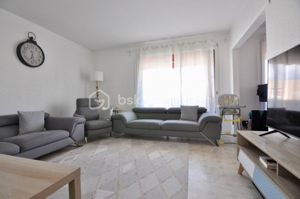 Achat appartement à vendre 4 pièces 72 m² - Saint-Fargeau-Ponthierry