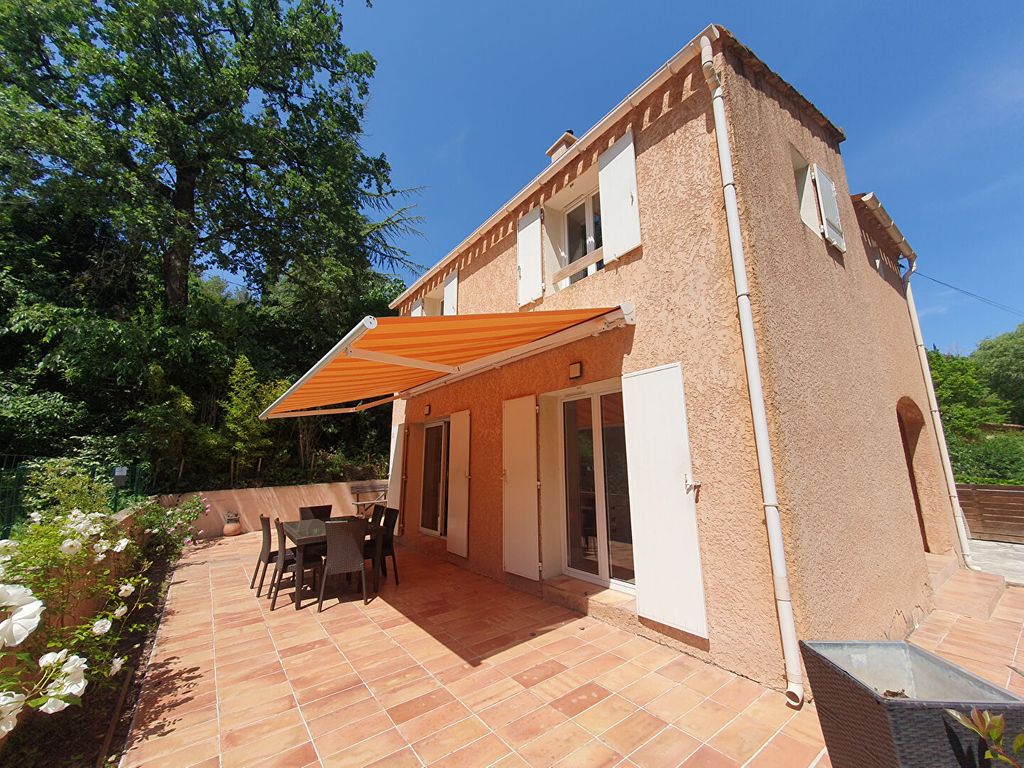 Achat maison à vendre 3 chambres 118 m² - Aix-en-Provence