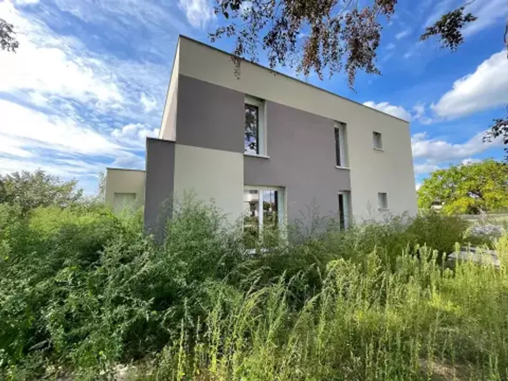 Achat maison à vendre 4 chambres 108 m² - Besançon