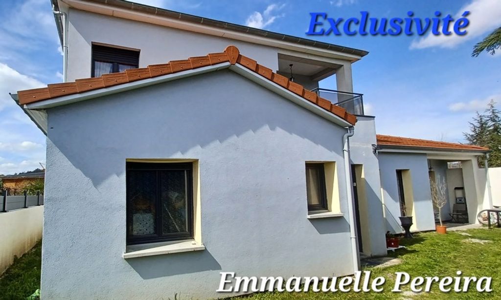 Achat maison à vendre 4 chambres 170 m² - Firminy