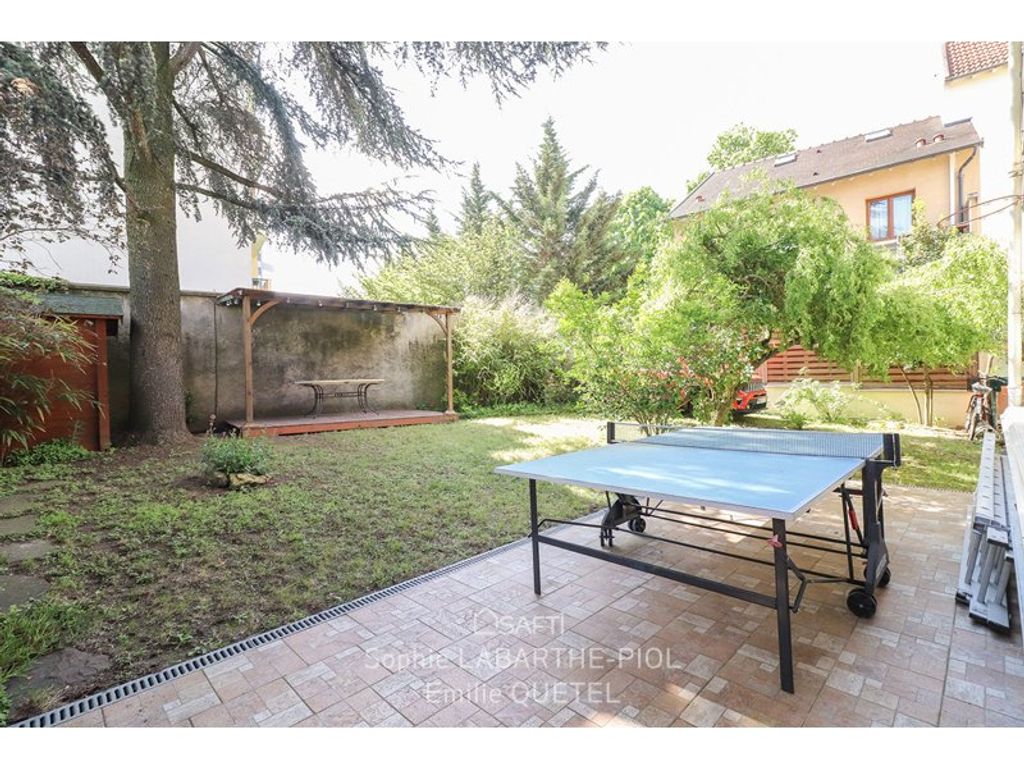 Achat maison à vendre 5 chambres 135 m² - Châtillon