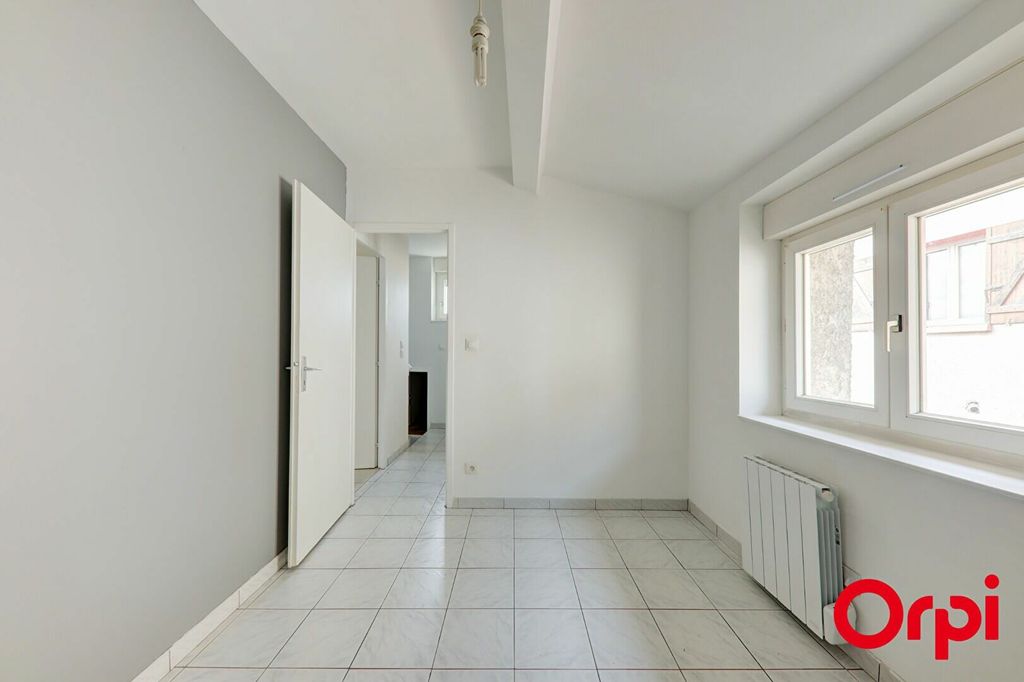 Achat maison à vendre 2 chambres 58 m² - Rillieux-la-Pape