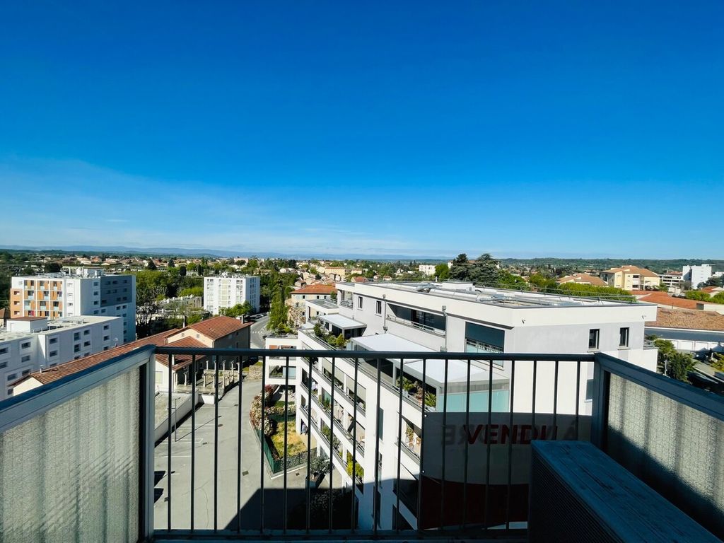 Achat appartement à vendre 4 pièces 82 m² - Romans-sur-Isère