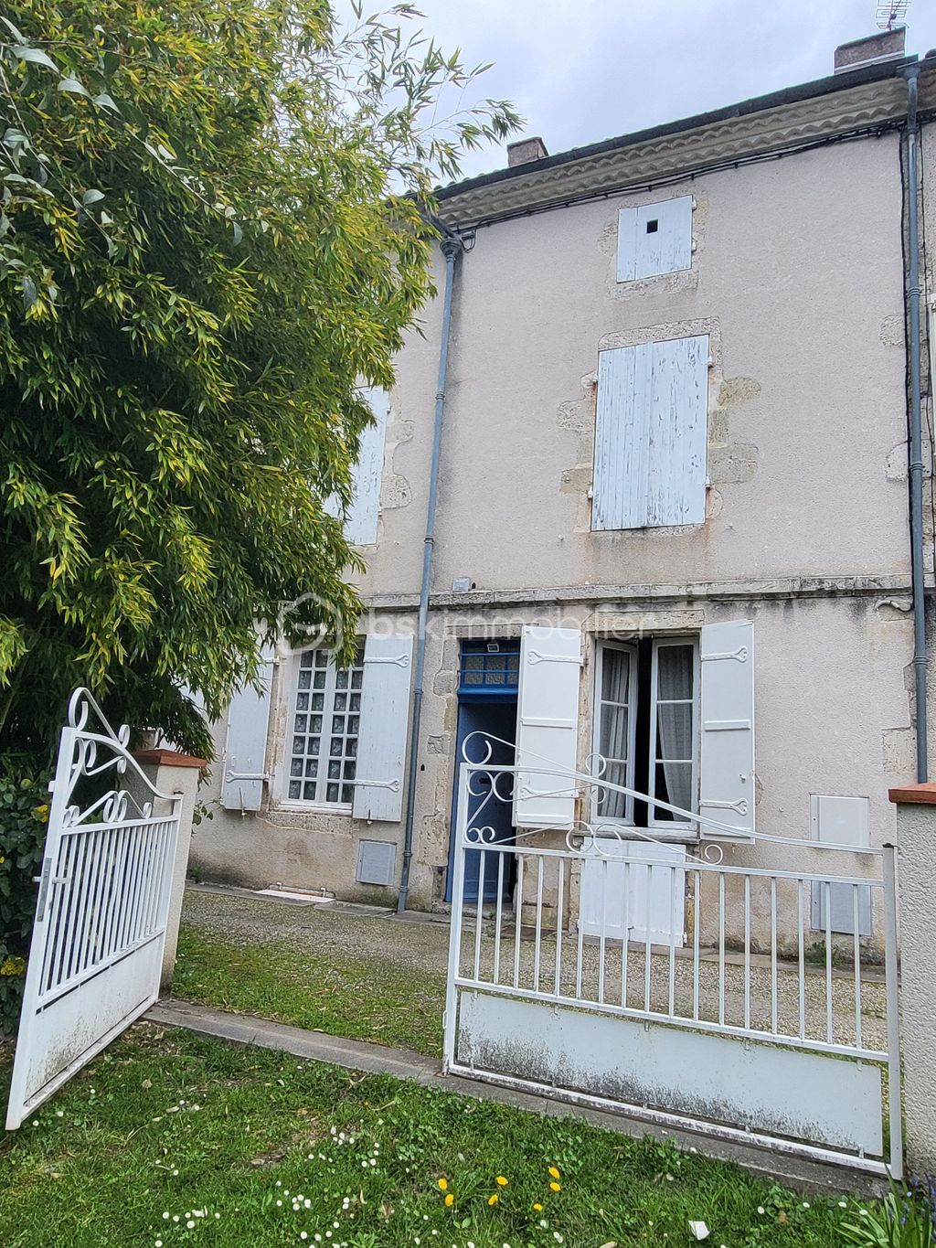 Achat maison à vendre 4 chambres 154 m² - Aiguillon