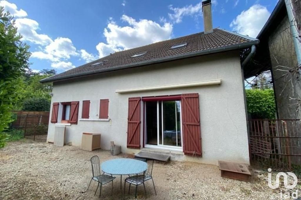 Achat maison à vendre 4 chambres 156 m² - Rouilly-Saint-Loup