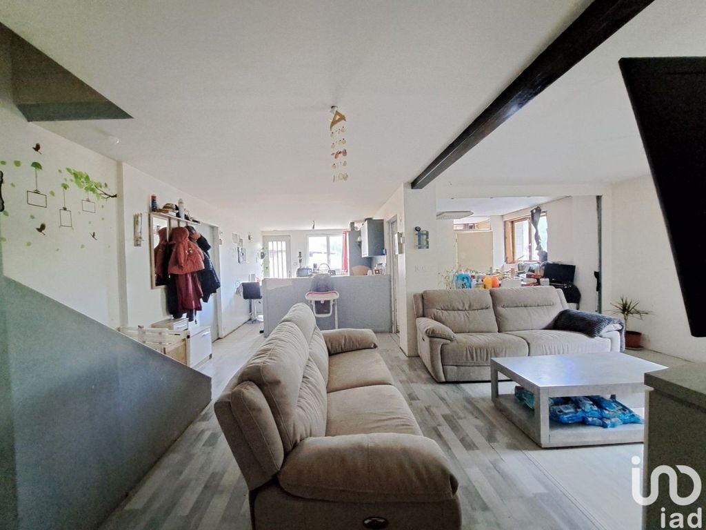 Achat maison à vendre 4 chambres 128 m² - Saint-Chamant