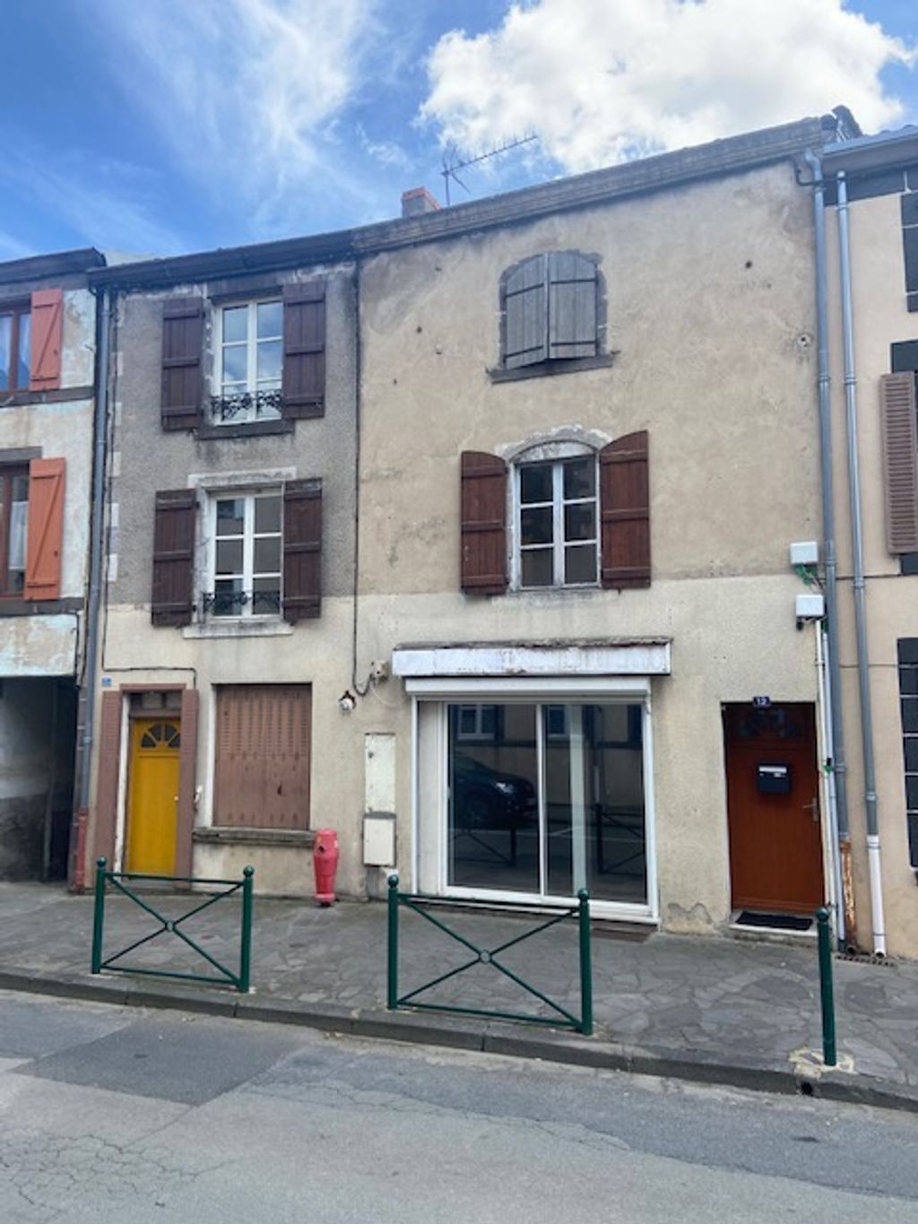 Achat maison à vendre 3 chambres 146 m² - Maringues