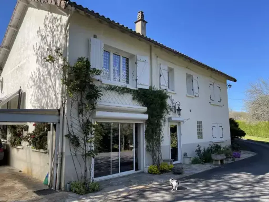 Achat maison à vendre 4 chambres 140 m² - Ambazac