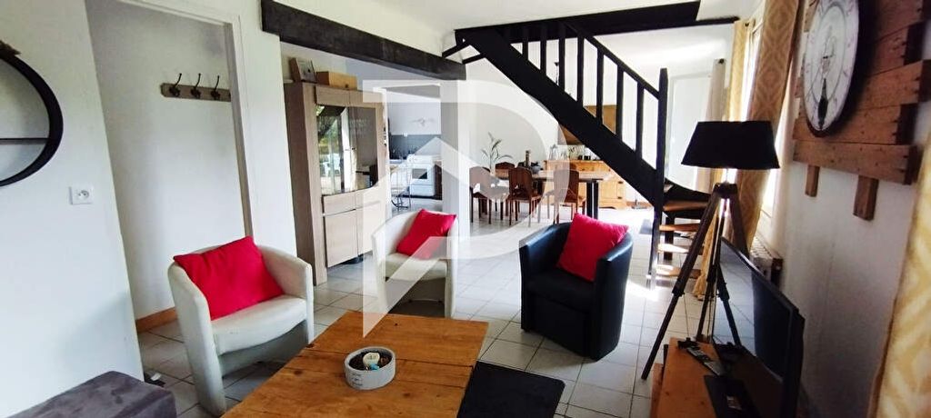 Achat maison à vendre 3 chambres 99 m² - Saint-Quay-Perros