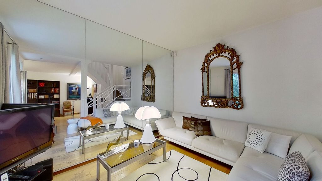Achat maison à vendre 4 chambres 123 m² - Paris 20ème arrondissement