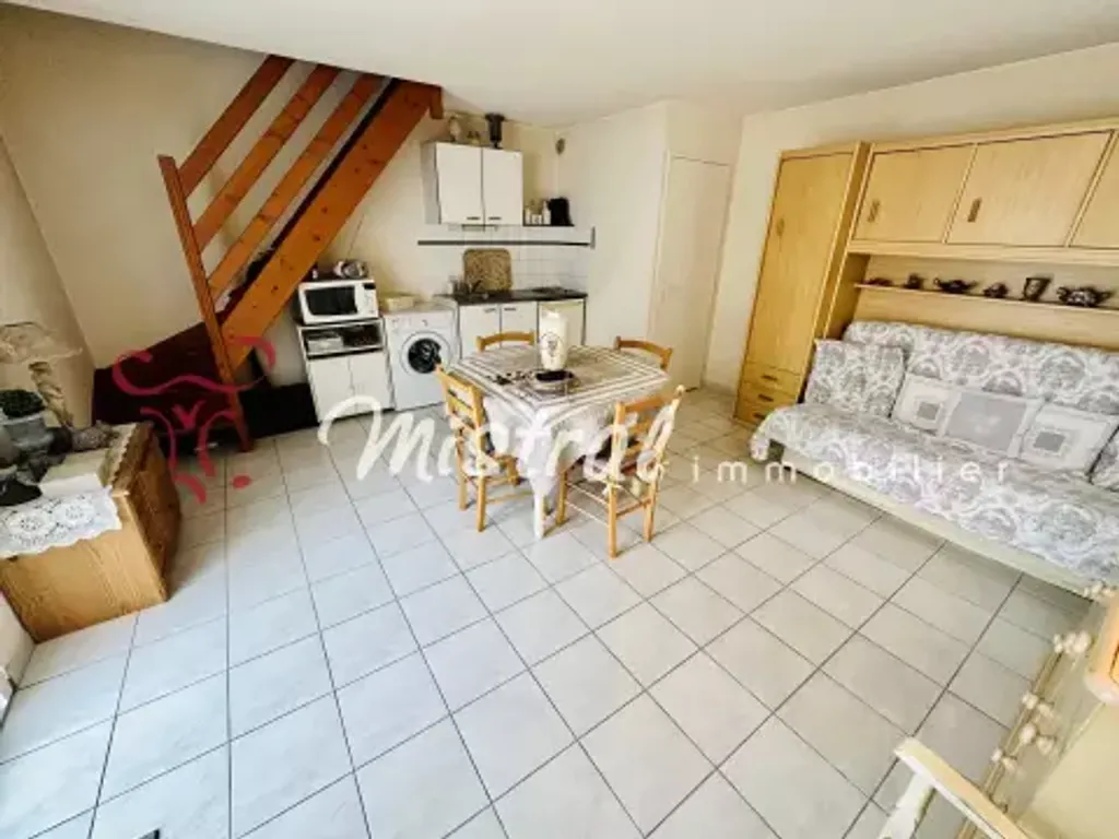 Achat maison à vendre 2 chambres 43 m² - Aigues-Mortes