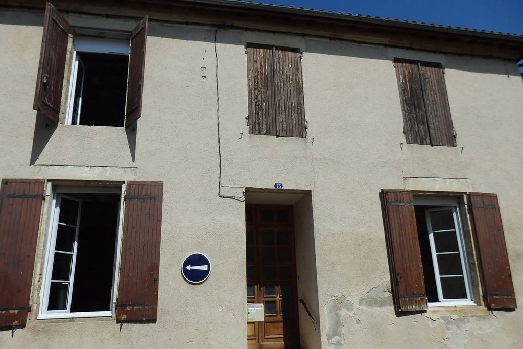 Achat maison à vendre 3 chambres 178 m² - Sainte-Bazeille