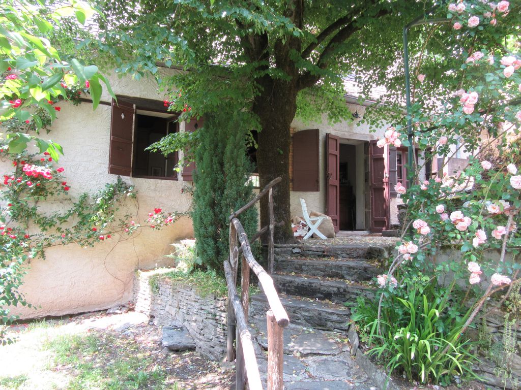 Achat maison à vendre 4 chambres 157 m² - Conques-en-Rouergue