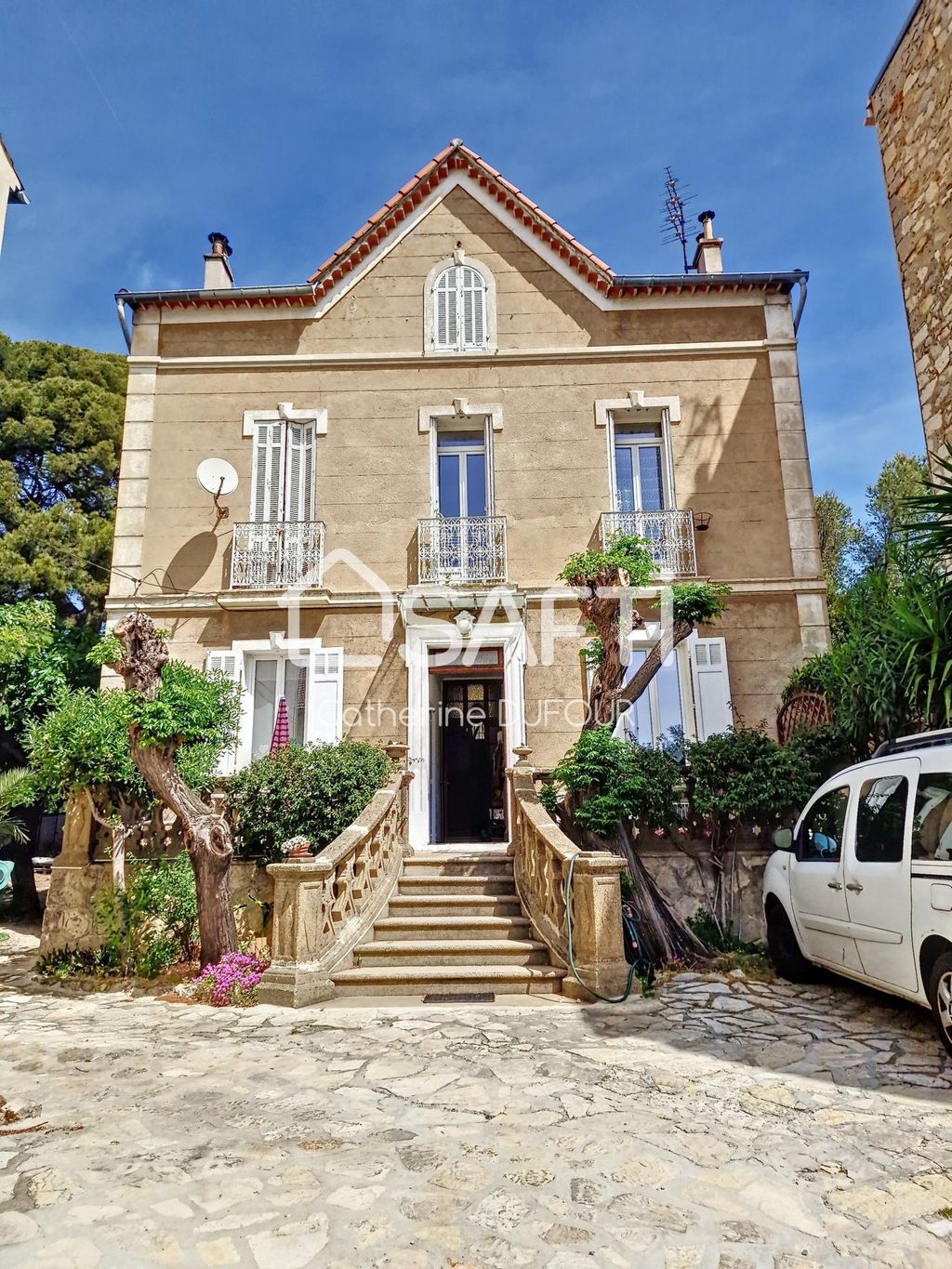 Achat maison à vendre 6 chambres 180 m² - Toulon