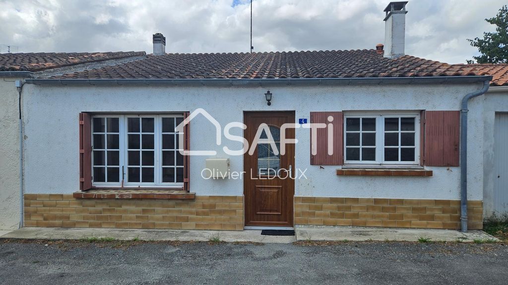 Achat maison à vendre 1 chambre 65 m² - Tonnay-Boutonne