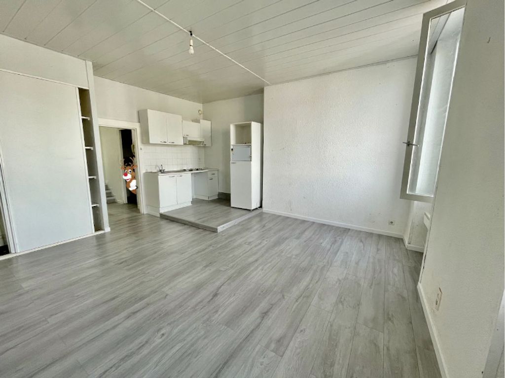 Achat maison à vendre 2 chambres 91 m² - Villeneuve-sur-Lot