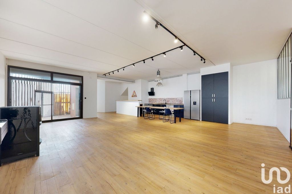 Achat loft à vendre 5 pièces 115 m² - Romainville