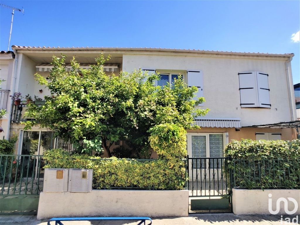 Achat maison à vendre 4 chambres 130 m² - Le Grau-du-Roi