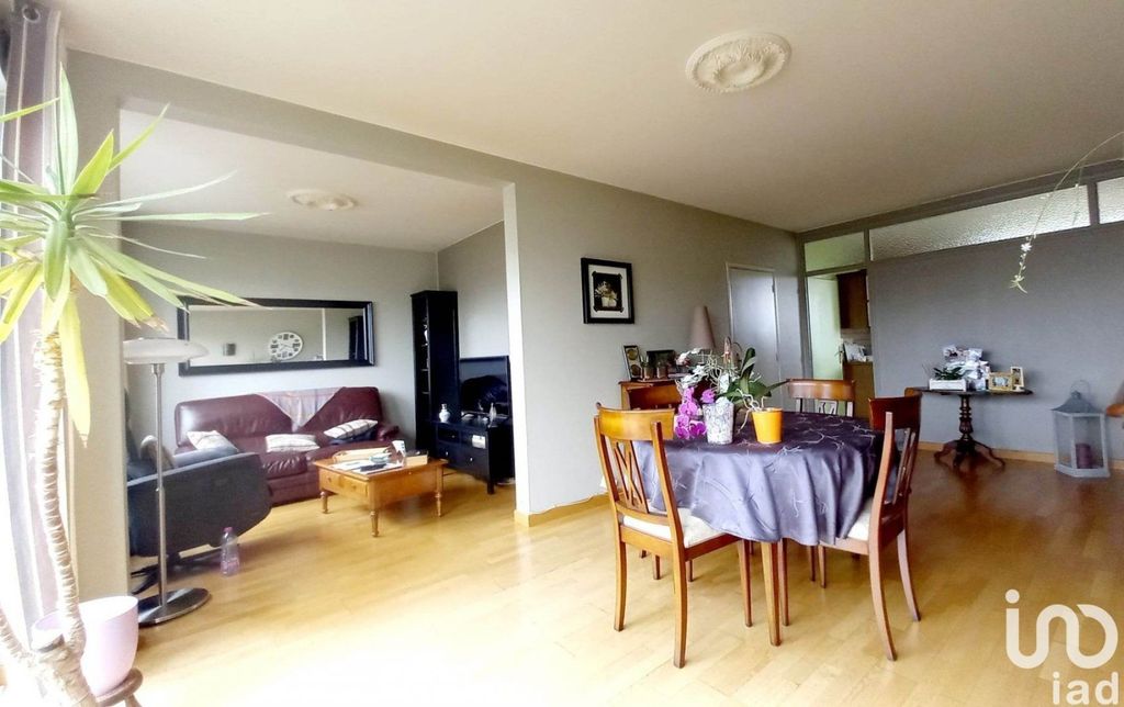 Achat appartement à vendre 4 pièces 73 m² - Roubaix