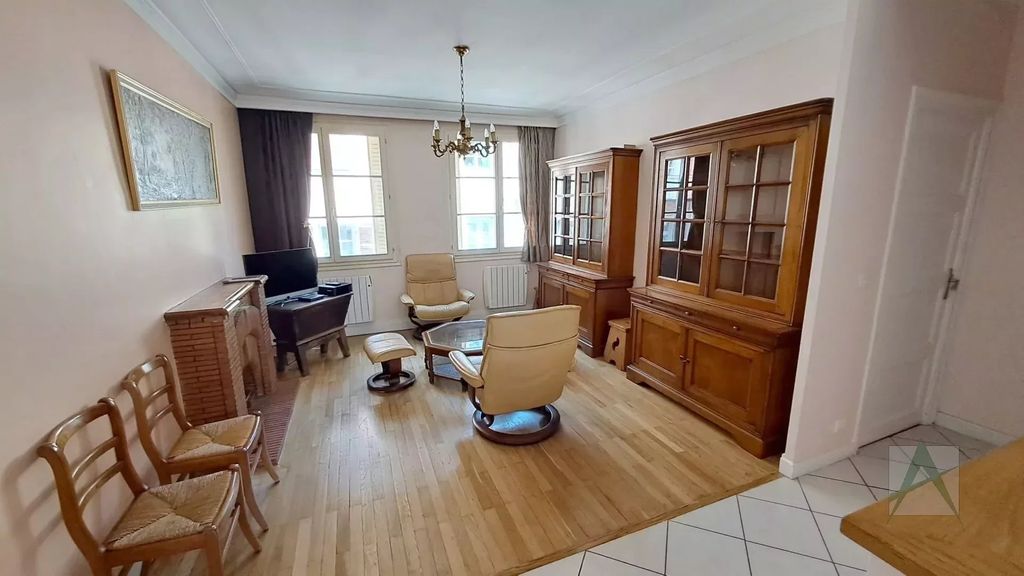 Achat appartement à vendre 3 pièces 73 m² - Chambéry