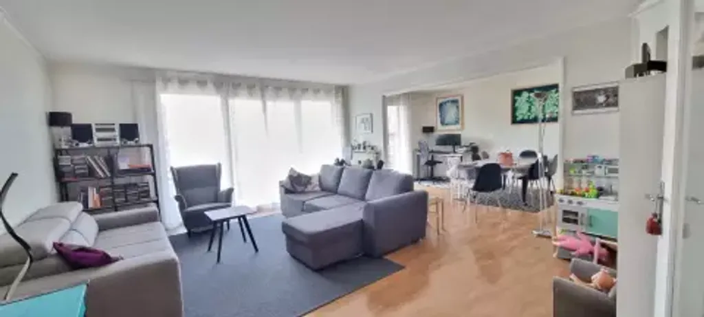 Achat appartement à vendre 4 pièces 96 m² - Villemomble