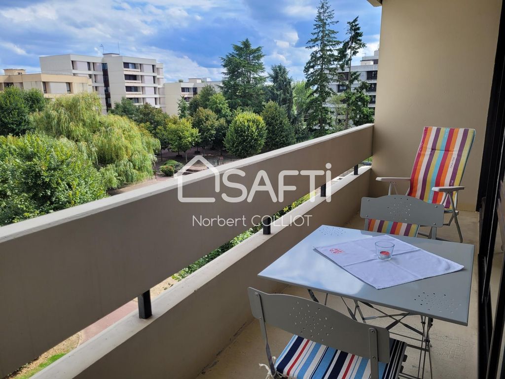 Achat appartement à vendre 4 pièces 83 m² - Élancourt