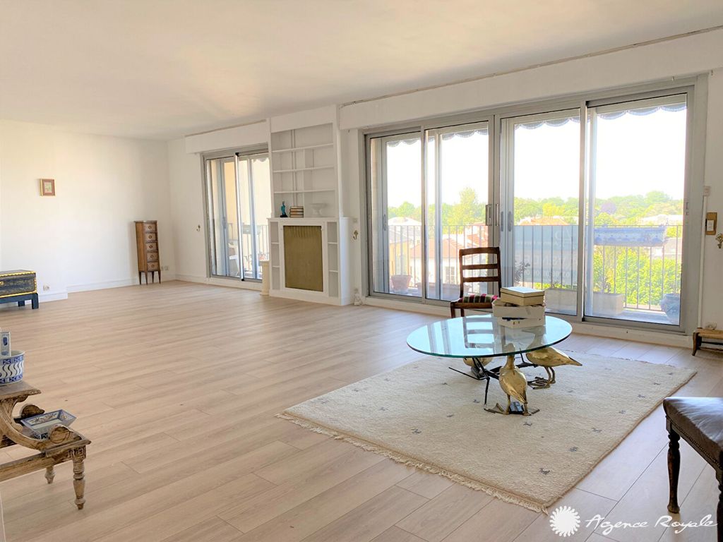 Achat appartement à vendre 5 pièces 134 m² - Saint-Germain-en-Laye