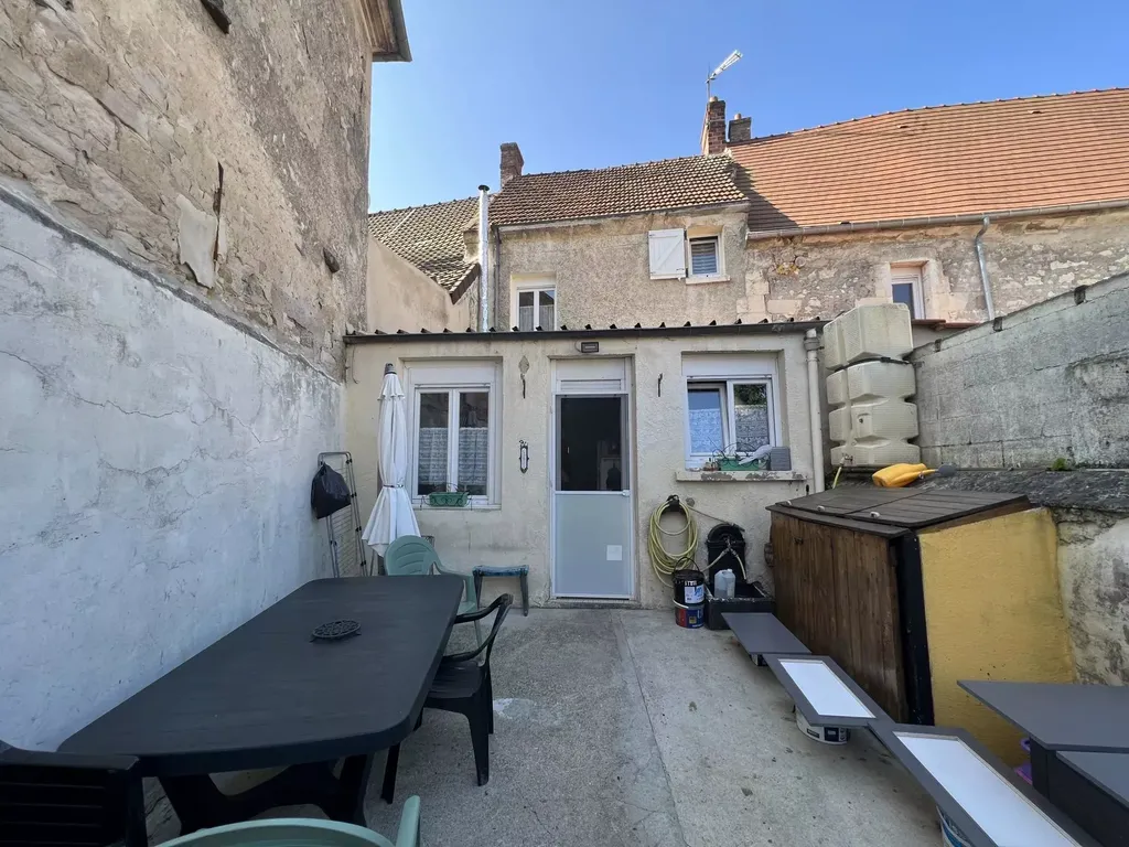 Achat maison à vendre 4 chambres 90 m² - Villers-Cotterêts