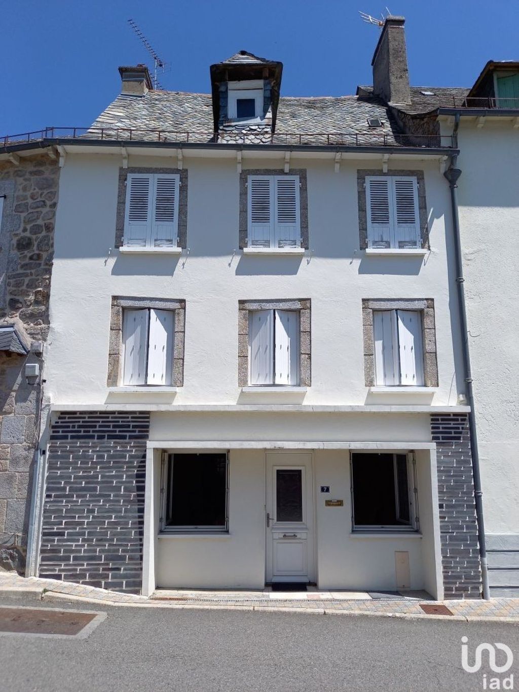 Achat maison à vendre 4 chambres 160 m² - Saint-Amans-des-Cots