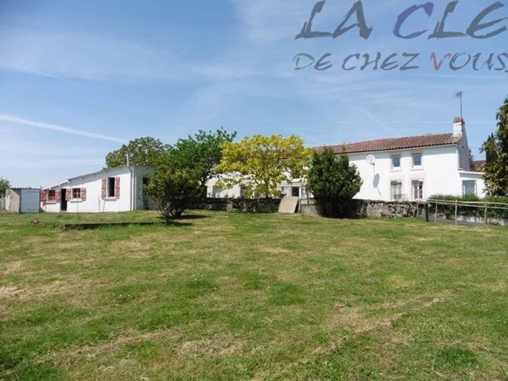 Achat maison 5 chambre(s) - Saint-Hilaire-de-Voust