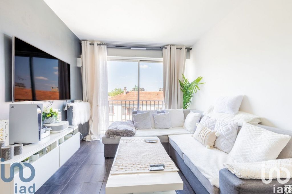Achat appartement à vendre 2 pièces 45 m² - Juvisy-sur-Orge