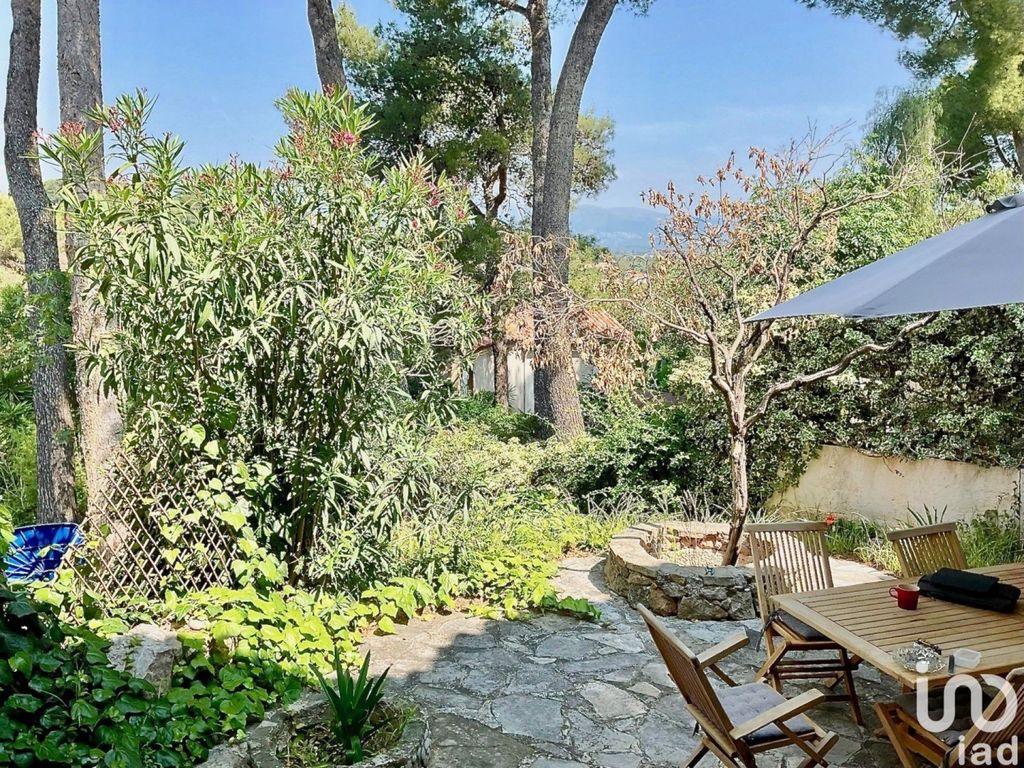 Achat maison à vendre 2 chambres 72 m² - Antibes