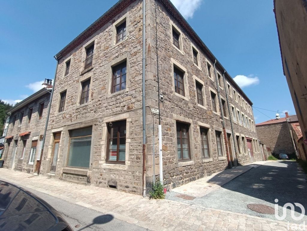 Achat studio à vendre 86 m² - Saint-Bonnet-le-Château